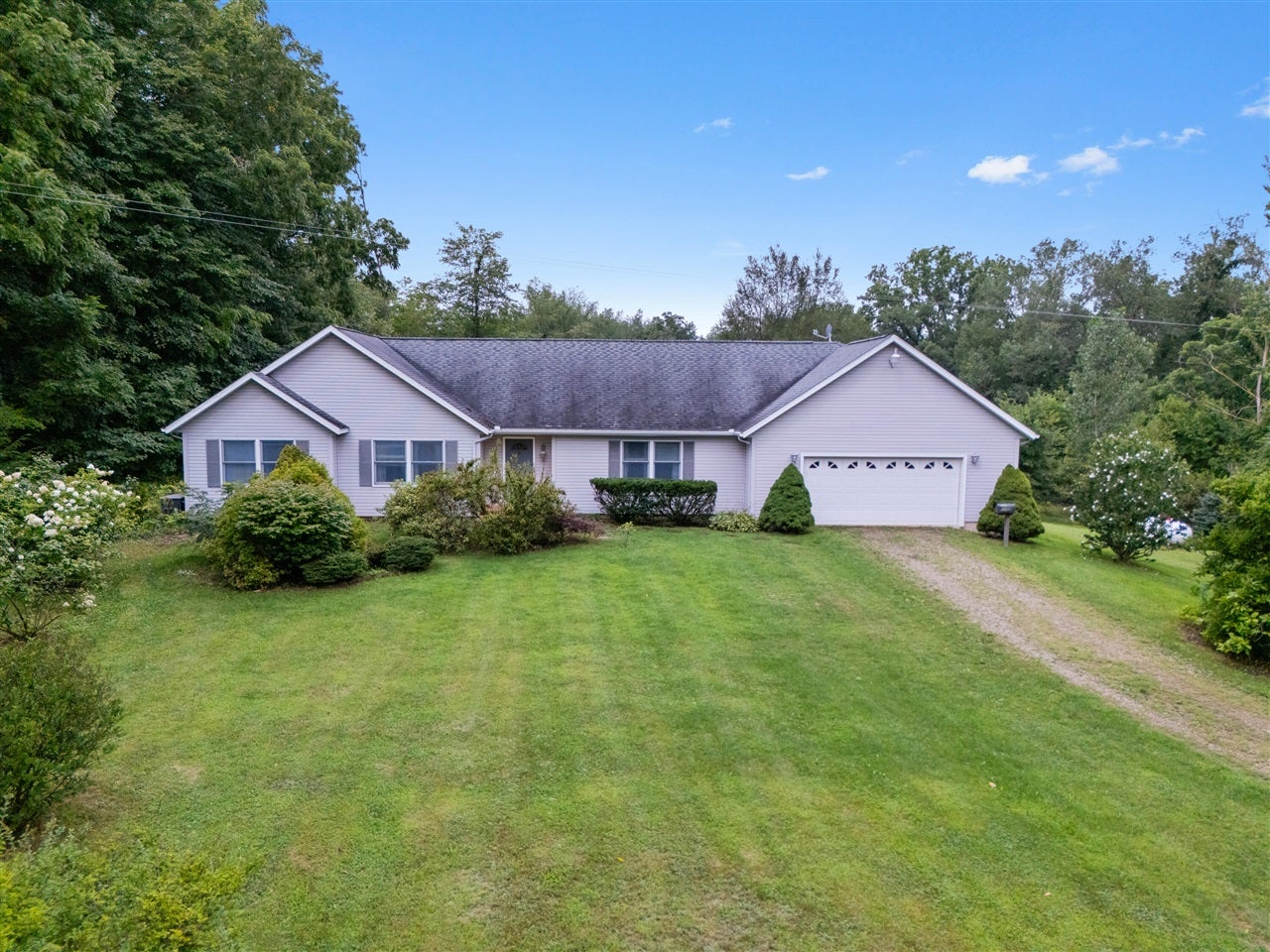 1152 Burbank Road Quincy, MI 49082 - Photo 1 of 34 Gallery Image 1