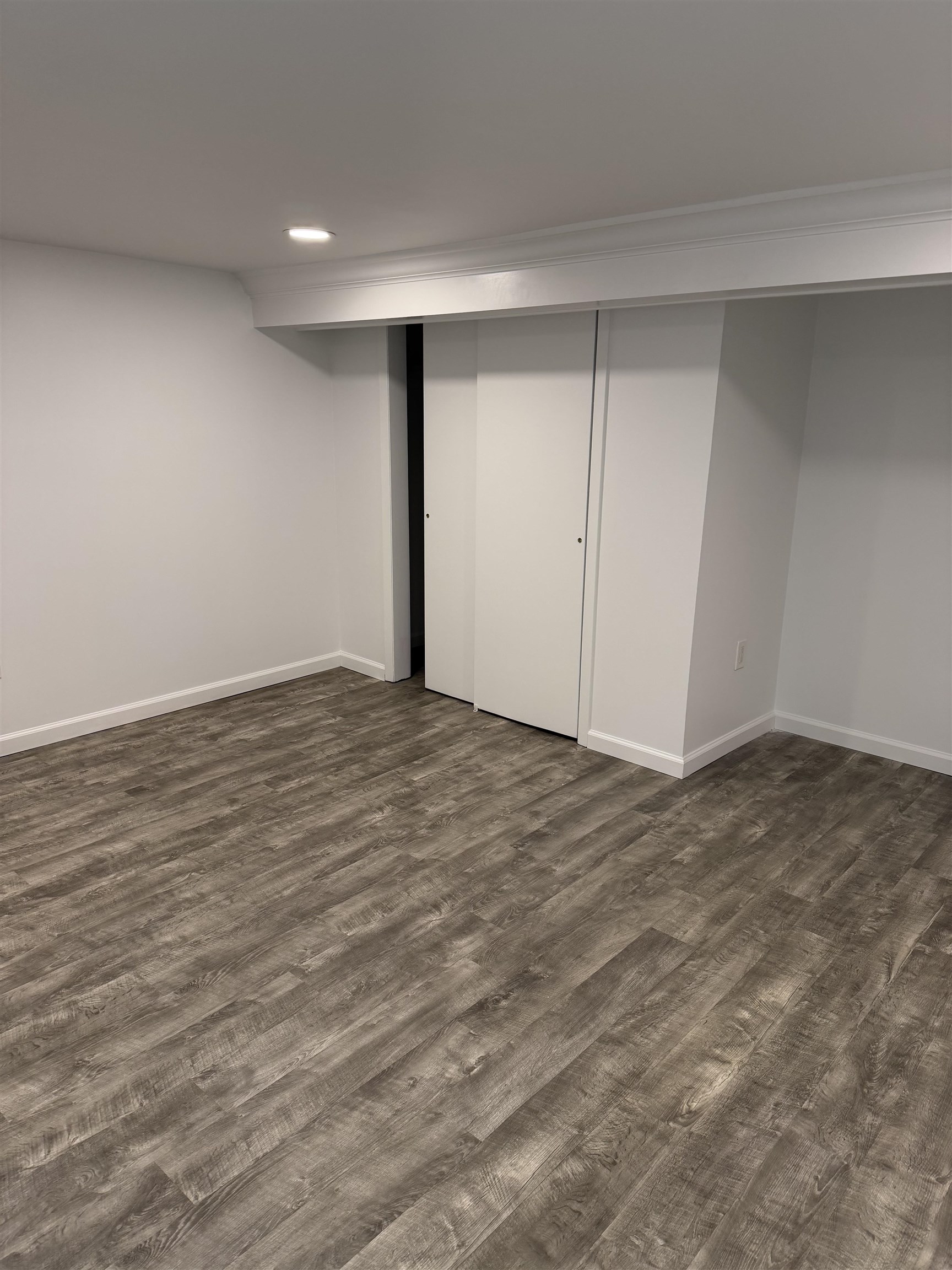 290 Paterson Plank Road, Unit 1 Jersey City, NJ 07307 - Photo 12 of 17 a view of an empty room