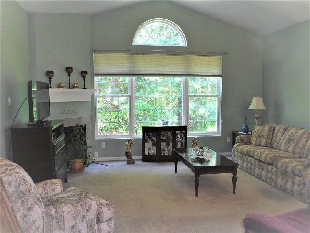 518 Madison Boulevard Freedom, PA 15042 - Photo 4 of 21