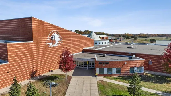 $696,645 | 3785 Brookside Drive, Chaska, MN 55318