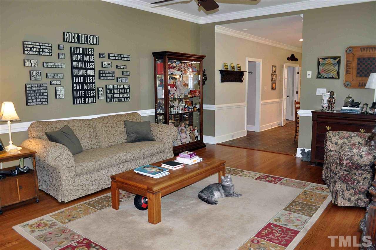 3161 Fieldstone Lane Mebane, NC 27302 - Photo 28 of 30 a living room with furniture and a couch