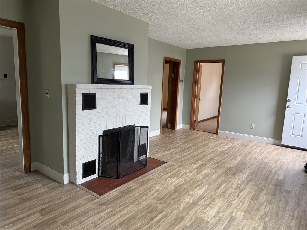 7 Fearing Street Wareham, MA 02532 - Photo 3 of 11