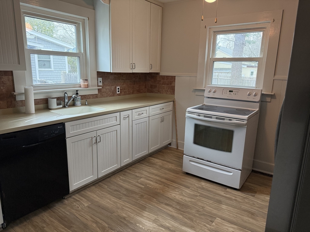 7 Fearing Street Wareham, MA 02532 - Photo 6 of 11