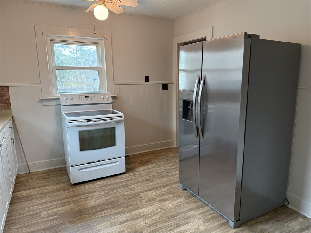 7 Fearing Street Wareham, MA 02532 - Photo 7 of 11