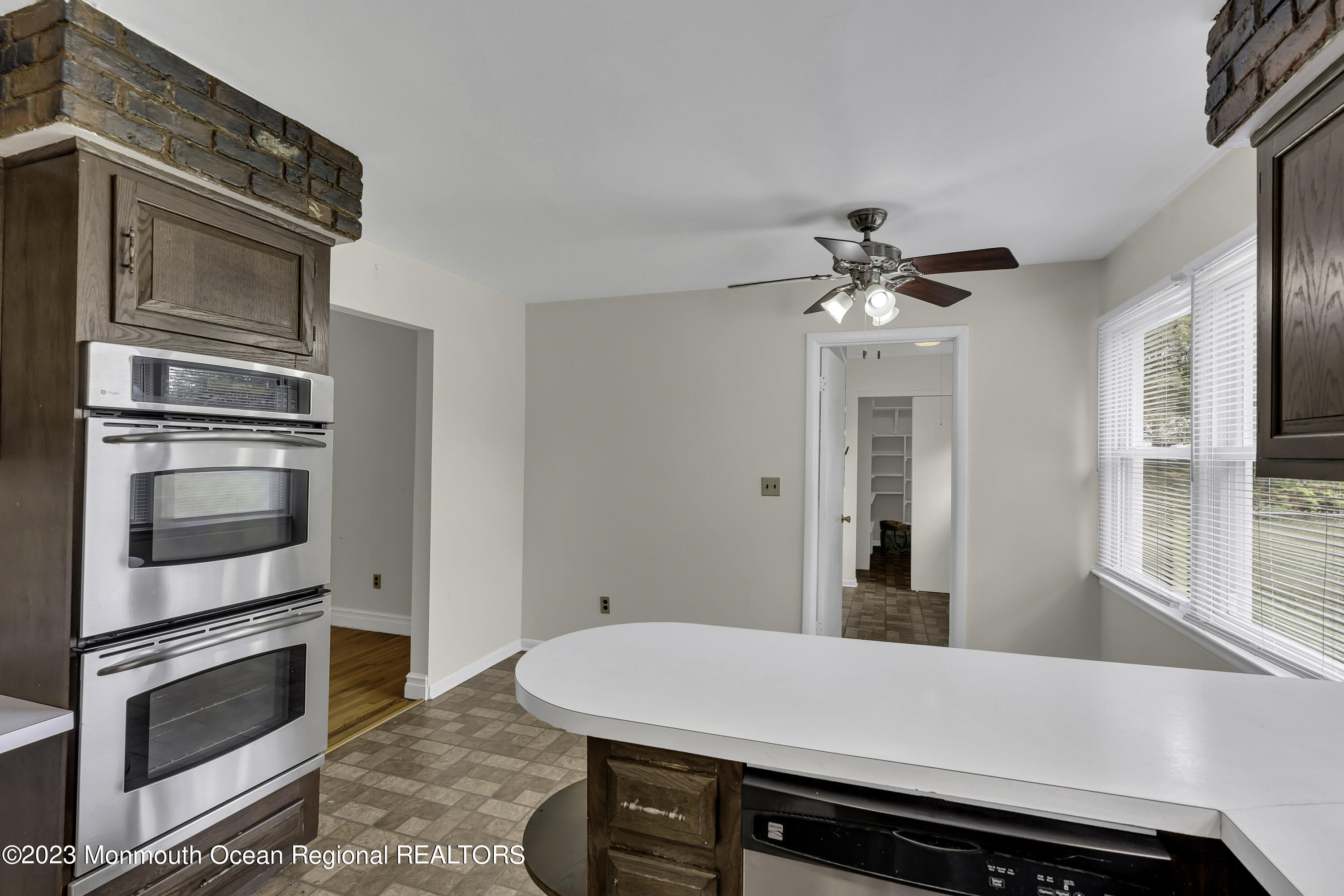 452 Stillwells Corner Road Freehold, NJ 07728 - Photo 6 of 23 022_dsc01152