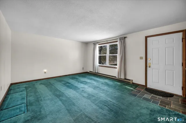 $429,000 | 10 Highland Avenue, East Haddam, CT 06469