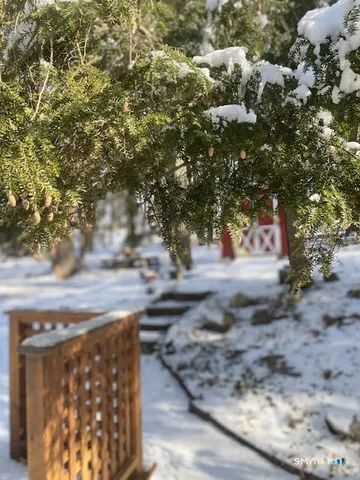 $429,000 | 10 Highland Avenue, East Haddam, CT 06469