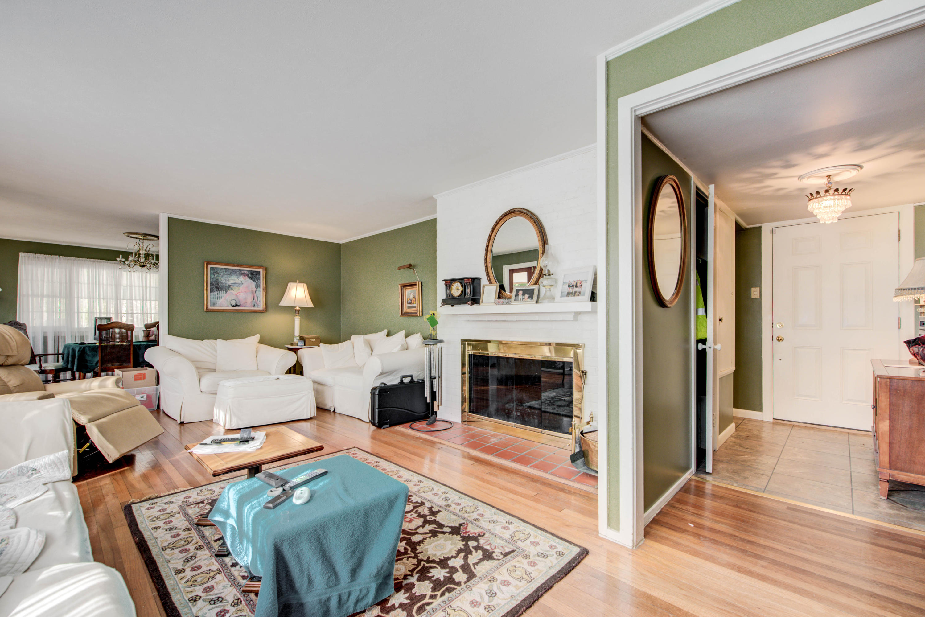 109 Norris Lane Oak Ridge, TN 37830 - Photo 4 of 22 Living Room