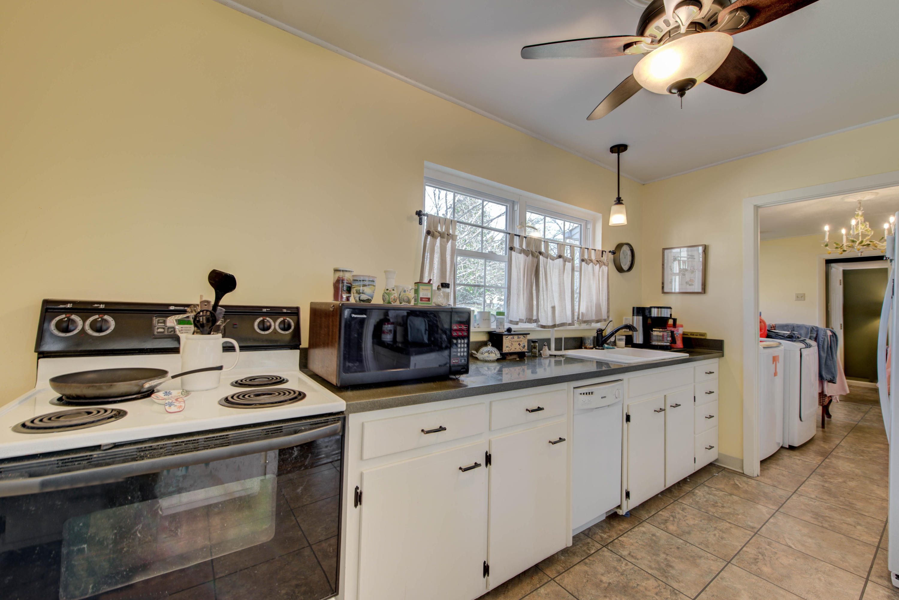 109 Norris Lane Oak Ridge, TN 37830 - Photo 9 of 22 Kitchen