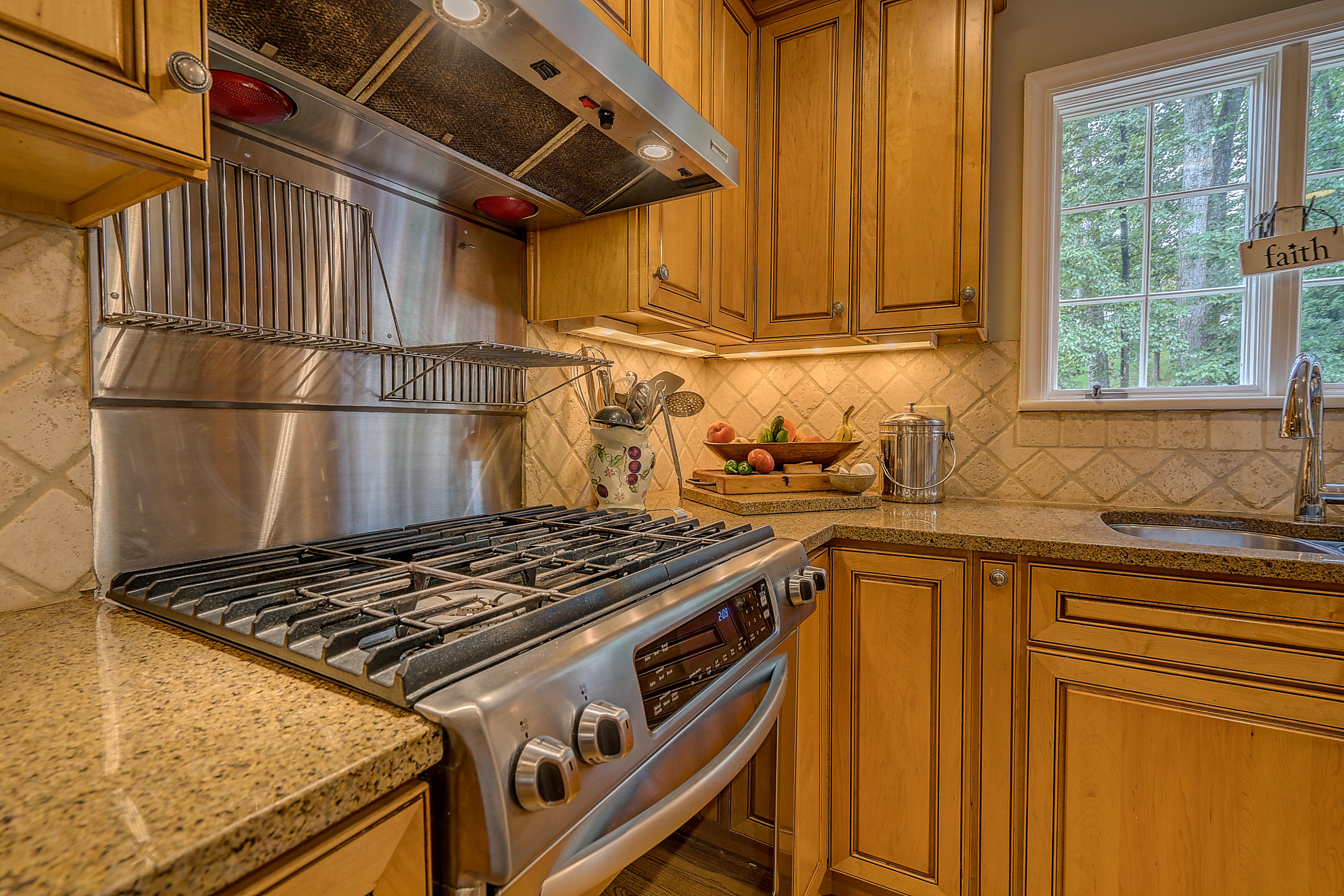 307 Darwin Road Southwest Roanoke, VA 24014 - Photo 21 of 71 DSC00086-2_87-2_88-2_89-2_90-2