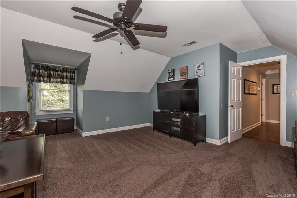 19624 Meta Road, Unit 20 Cornelius, NC 28031 - Photo 26 of 31 Gallery Image 26