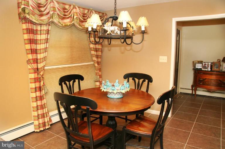 3001 Old Court Road Pikesville, MD 21208 - Photo 2 of 27 Breakfast Area