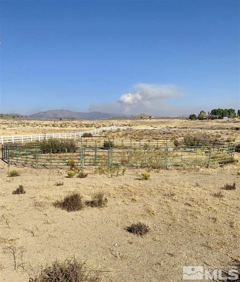 10275 Pathfinder Drive Reno, NV 89508 - Photo 24 of 26 a view of an ocean