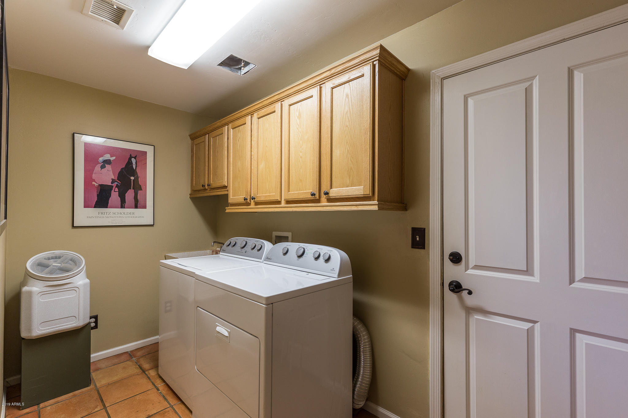 136 East Ridgecrest Road Phoenix, AZ 85086 - Photo 10 of 30 Laundry