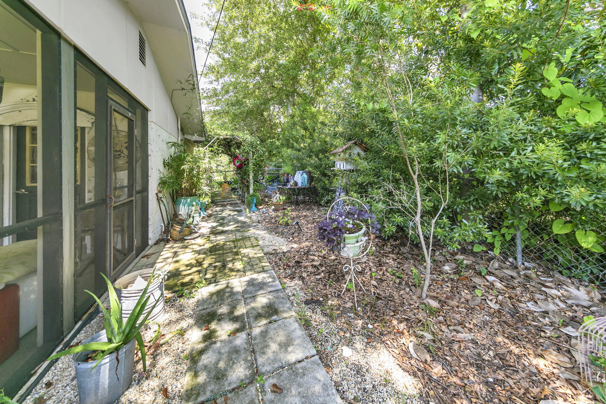 90 Jones Drive Freeport, FL 32439 - Photo 33 of 44 a view of backyard of the house