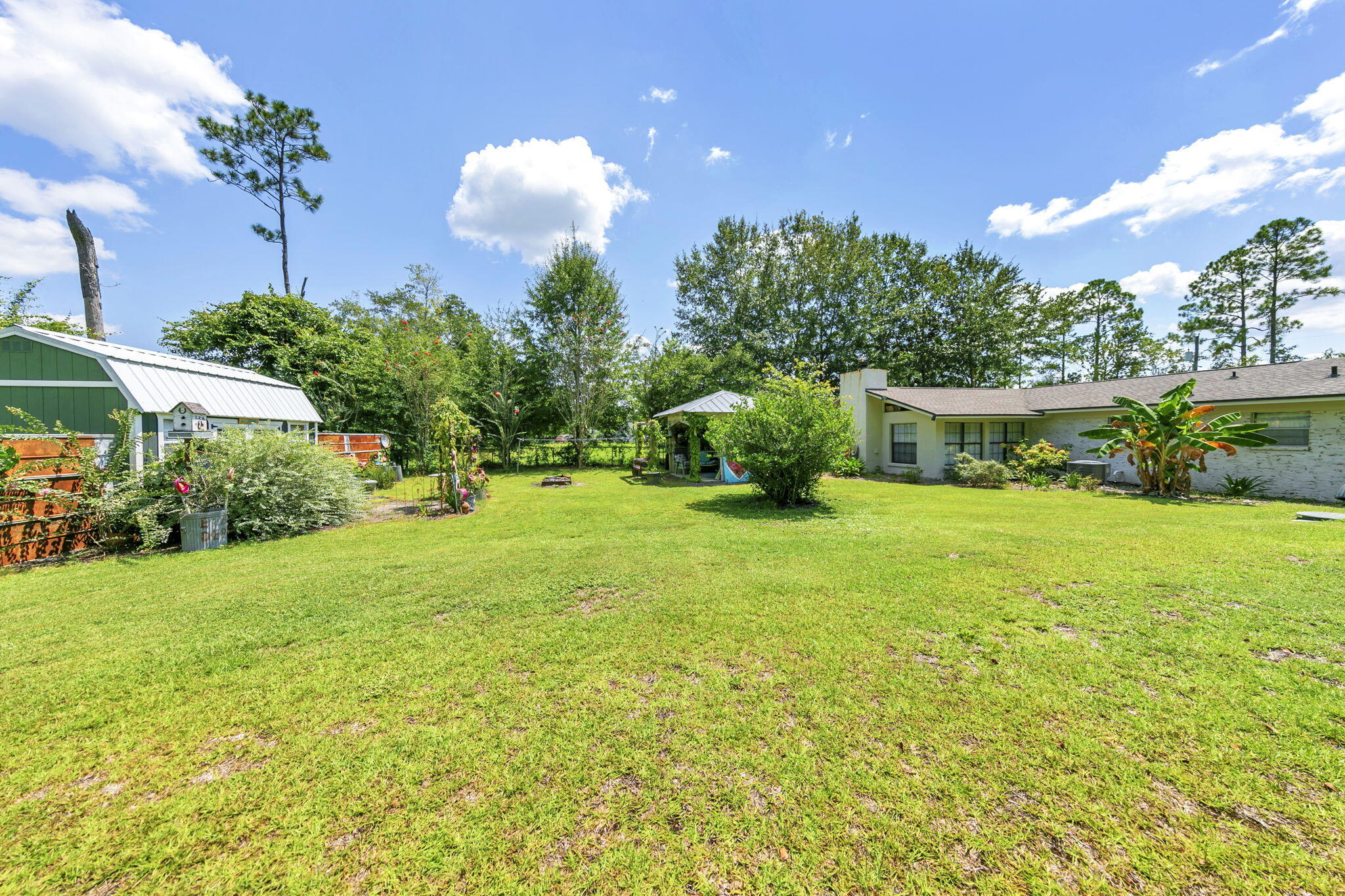90 Jones Drive Freeport, FL 32439 - Photo 39 of 44 a view of a house with a big yard