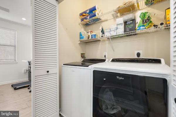 $500,000 | 9486 Virginia Center Boulevard, Unit 2, Vienna, VA 22181