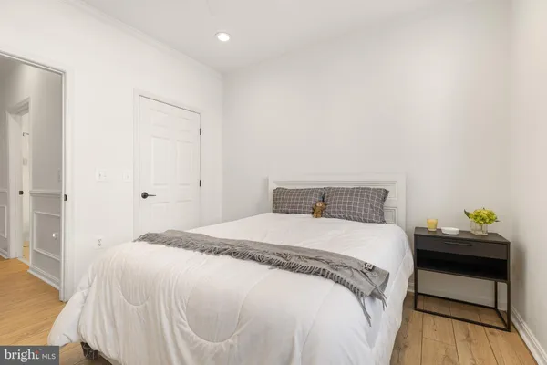$500,000 | 9486 Virginia Center Boulevard, Unit 2, Vienna, VA 22181
