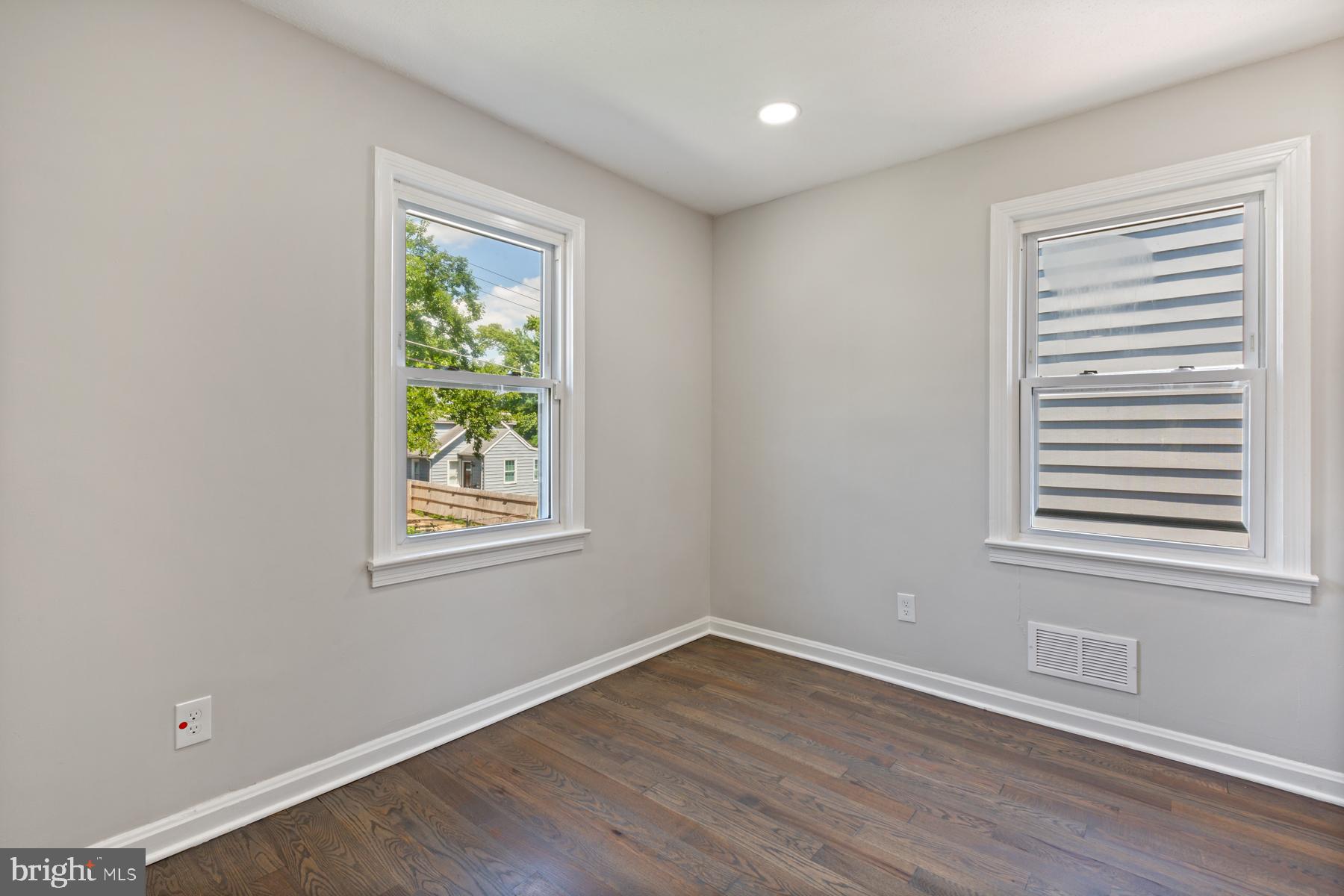 1816 Dewitt Avenue Capitol Heights, MD 20743 - Photo 12 of 37