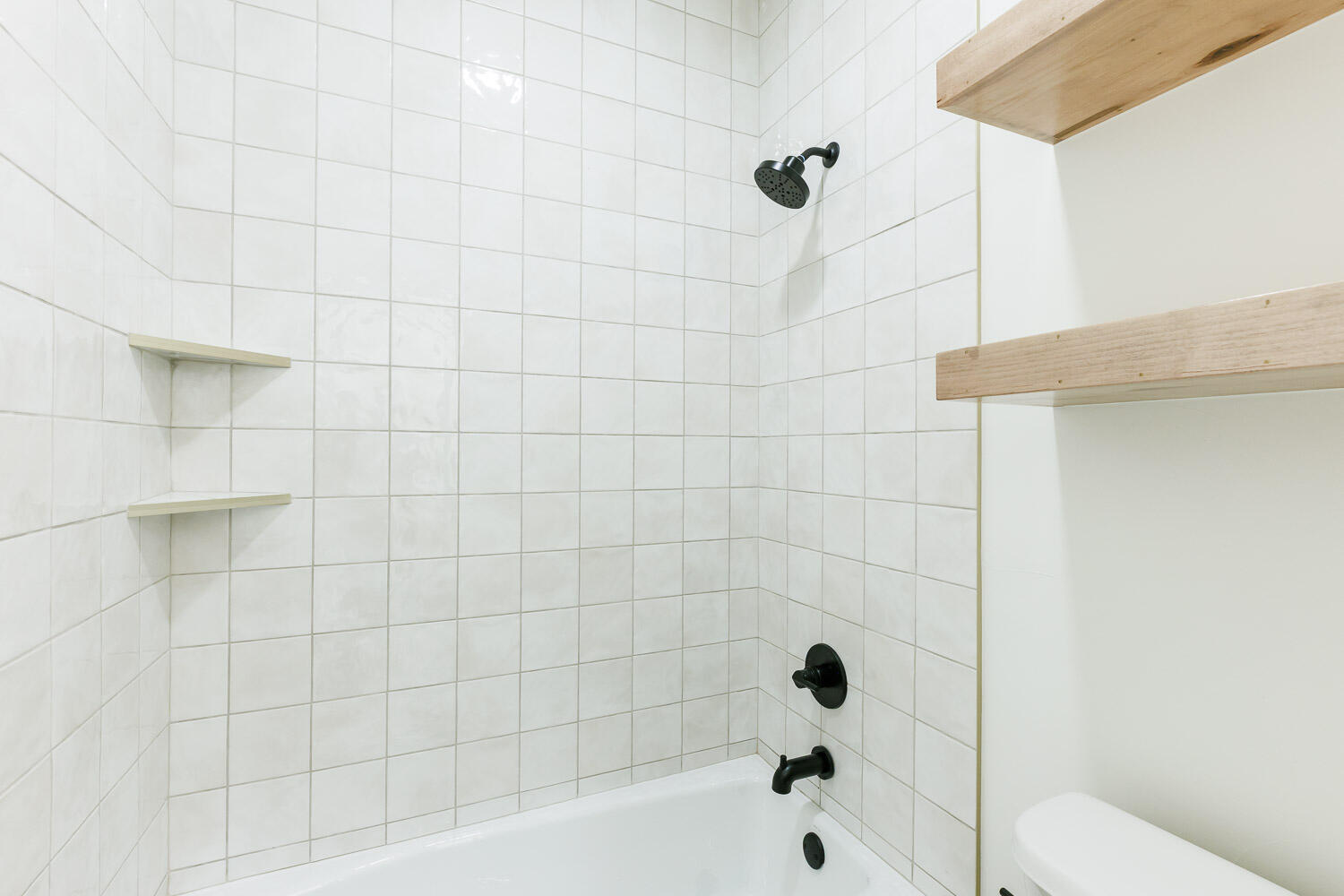 3634 144th Street Lubbock, TX 79423 - Photo 41 of 55 a bathroom with a bathtub