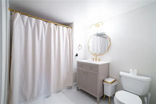 $599,900 | 105 Summit, Wathena, KS 66090