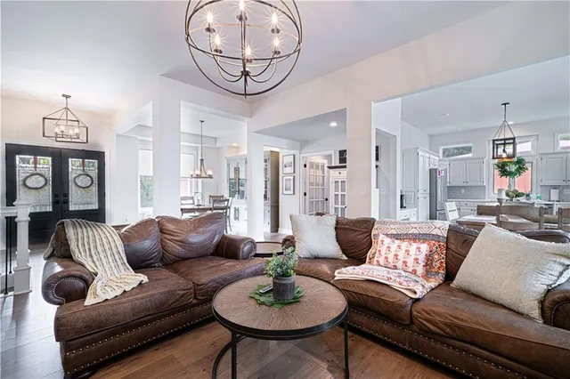 $599,900 | 105 Summit, Wathena, KS 66090