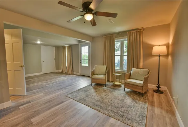 $599,900 | 105 Summit, Wathena, KS 66090