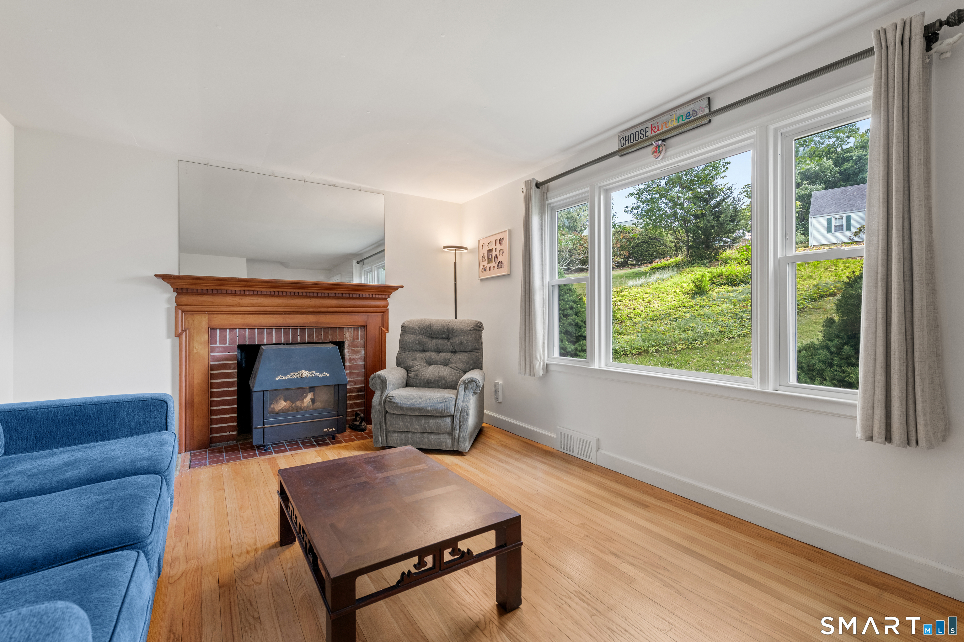 63 Valley View Road Fairfield, CT 06824 - Photo 13 of 30