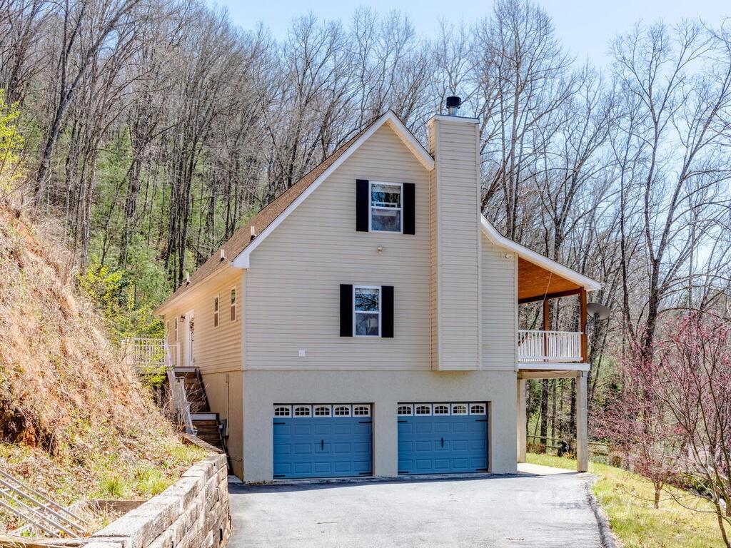 106 Signal Ridge Sylva, NC 28779 - Photo 1 of 30 Gallery Image 1