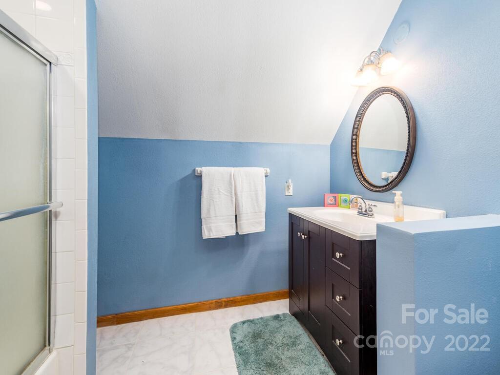 106 Signal Ridge Sylva, NC 28779 - Photo 19 of 30 Gallery Image 19