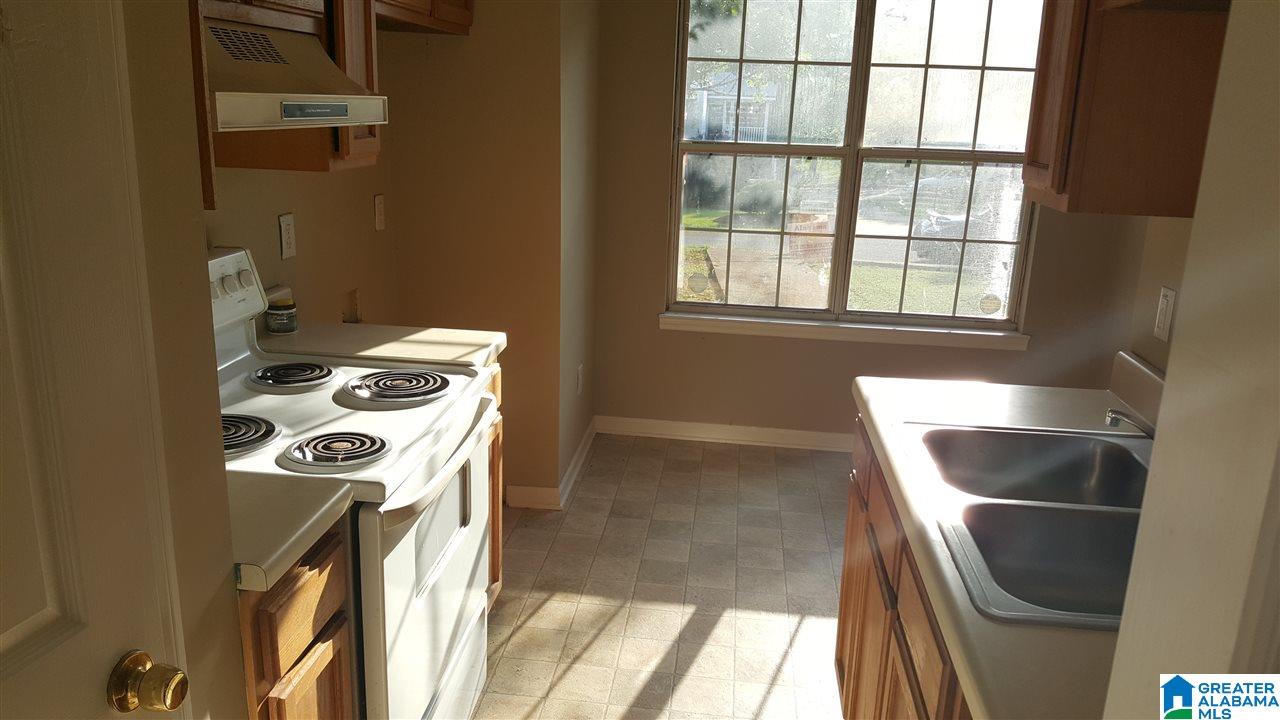 2703 20th Street Southwest Birmingham, AL 35211 - Photo 3 of 5