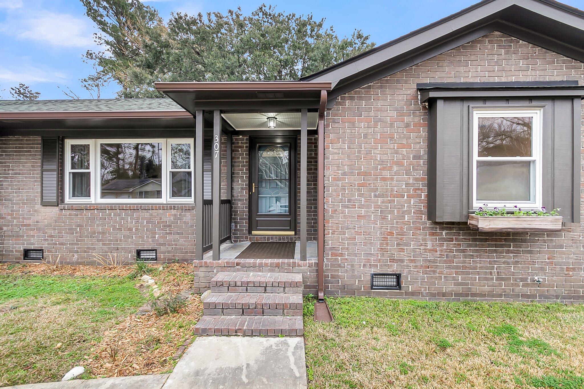 307 Driver Avenue Summerville, SC 29483 - Photo 4 of 34 CREM - 307 Driver-5