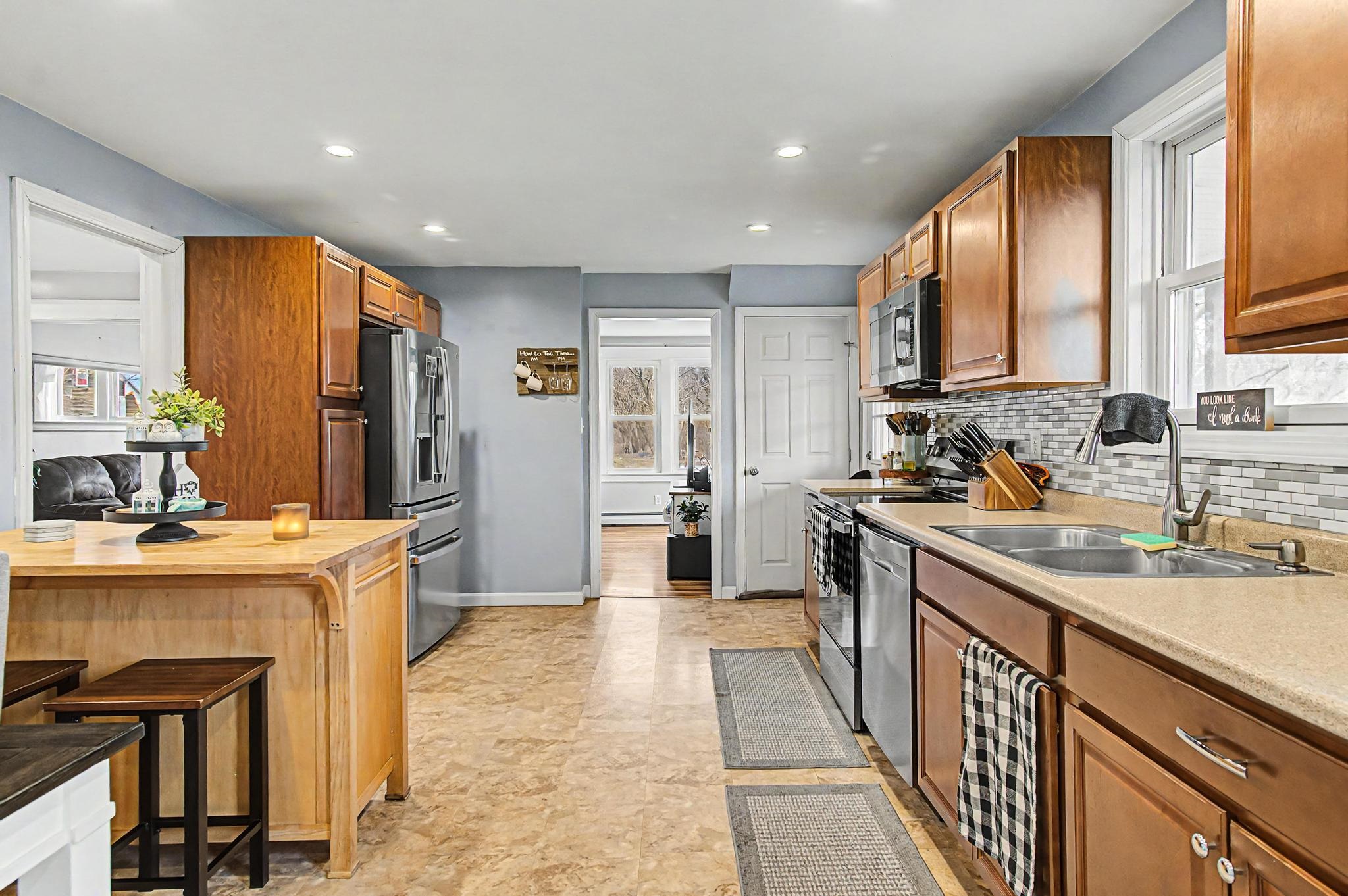 423 Highgate Road Highgate, VT 05459 - Photo 14 of 30