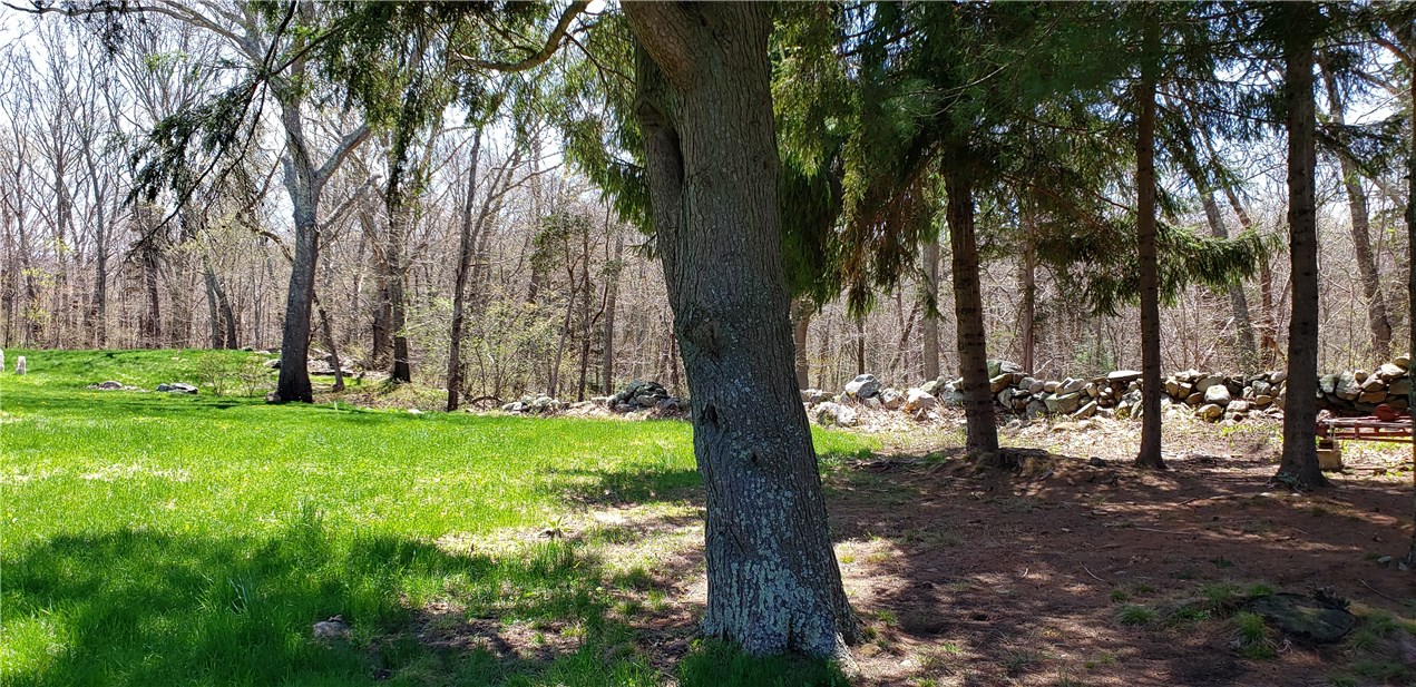 84 Chase Hill Road Hopkinton, RI 02804 - Photo 8 of 27 Gallery Image 8