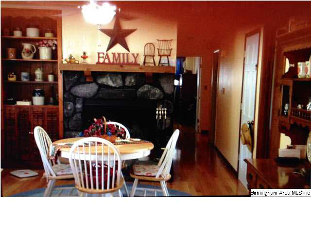 422 Norman Road Gardendale, AL 35071 - Photo 6 of 18