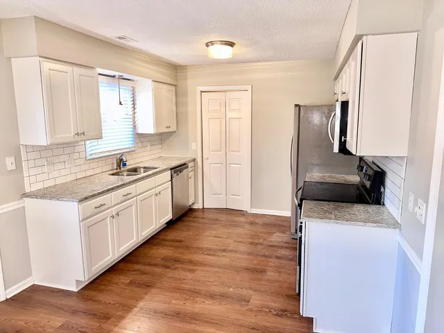 $1,800 | 105 Artesian Drive, Garner, NC 27529