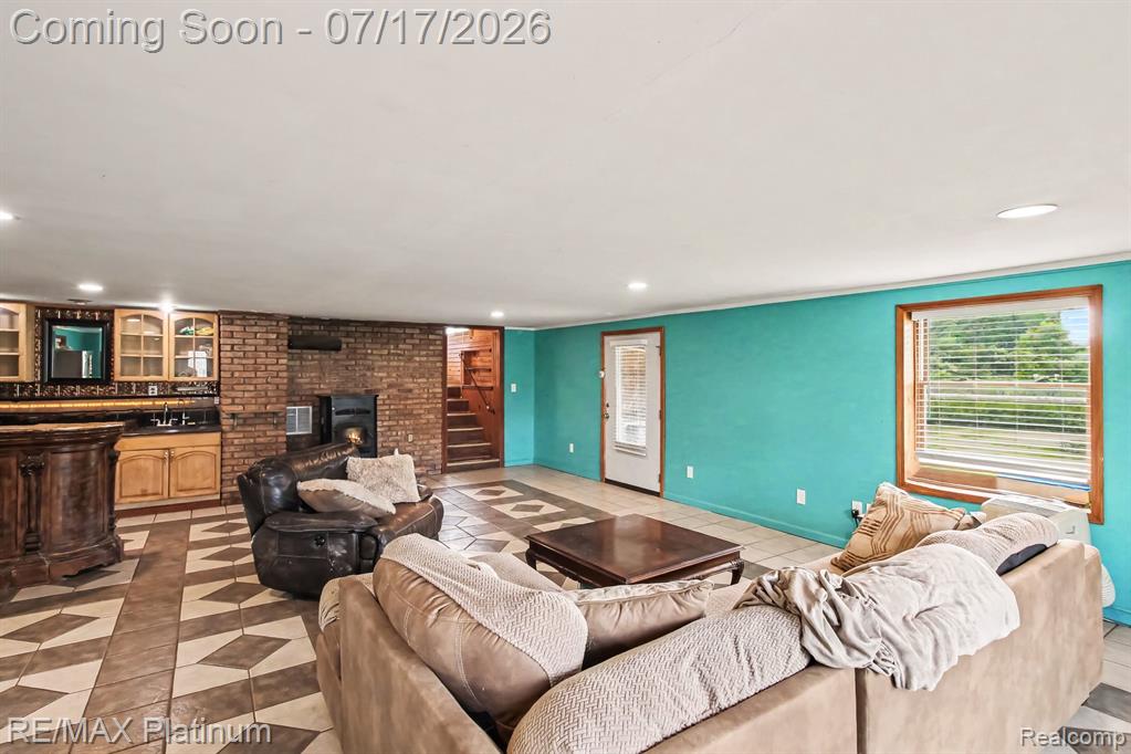 4205 Musson Road Howell, MI 48855 - Photo 4 of 23