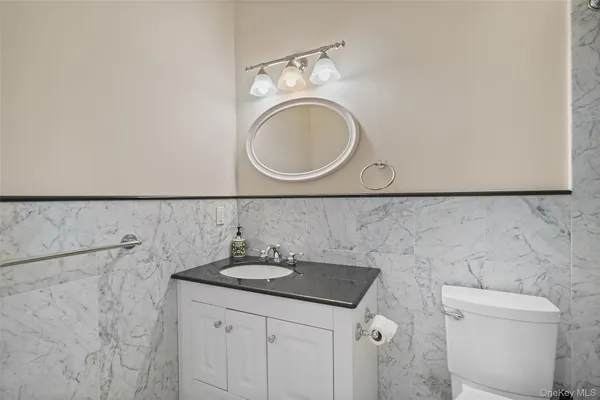 $3,450,000 | 3747 Purchase Street, Purchase, NY 10577