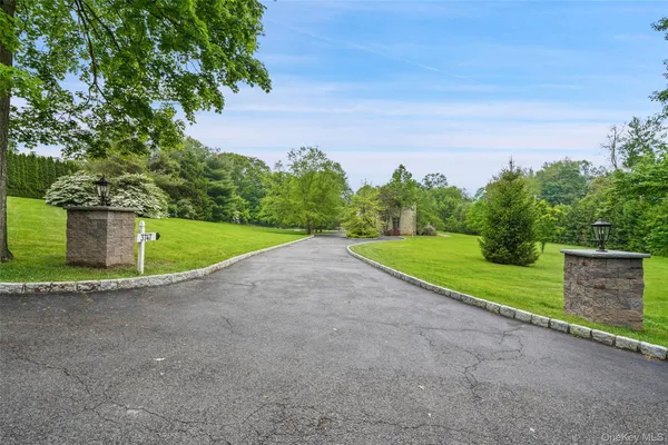 $3,450,000 | 3747 Purchase Street, Purchase, NY 10577