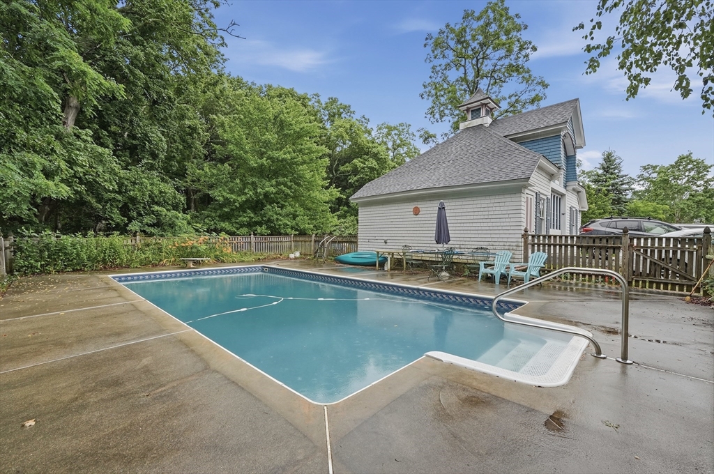 166 County Road Freetown, MA 02717 - Photo 28 of 33