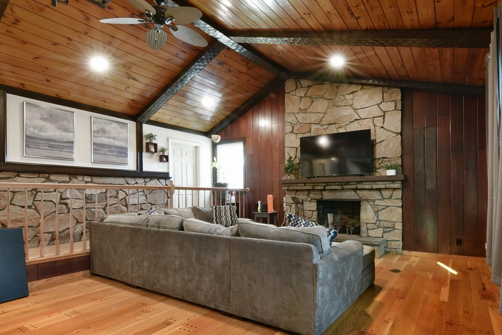 20 Valley View Lane Worcester, MA 01604 - Photo 12 of 38 Gallery Image 12