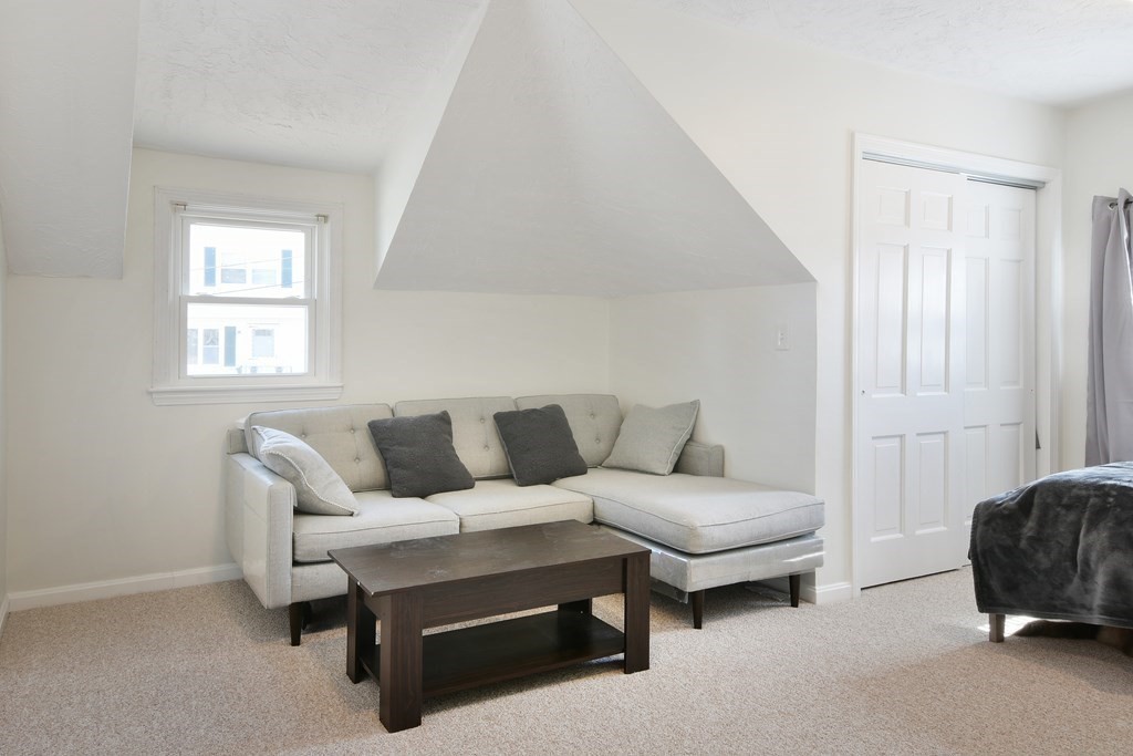 20 Valley View Lane Worcester, MA 01604 - Photo 28 of 38 Gallery Image 28