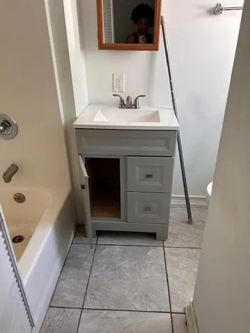 a bathroom with a tub