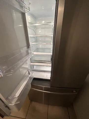 a view of utility room