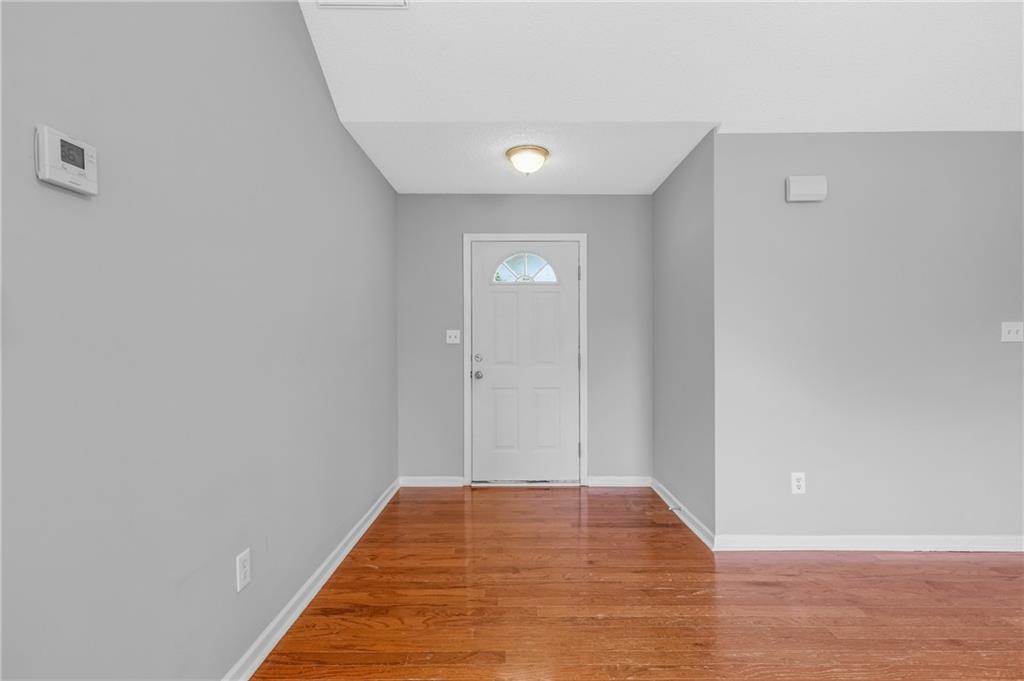 388 Royal Court Jackson, GA 30233 - Photo 8 of 28