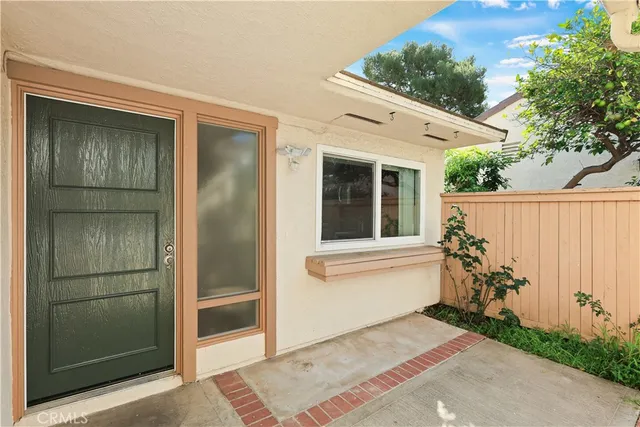 $3,900 | 5136 Thorn Tree Lane, Irvine, CA 92612