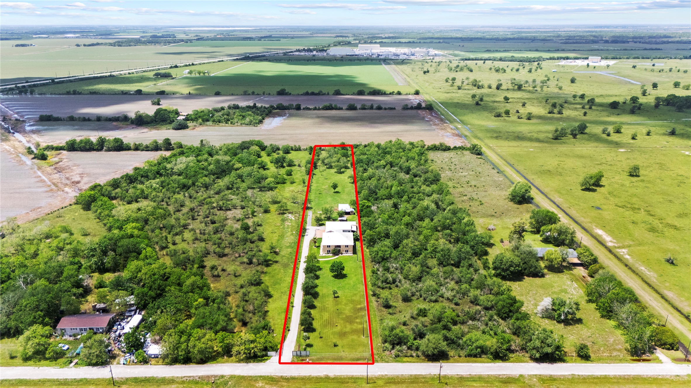 523 Moore Bar Road Rosenberg, TX 77471 - Photo 24 of 50 Higher view from the front.