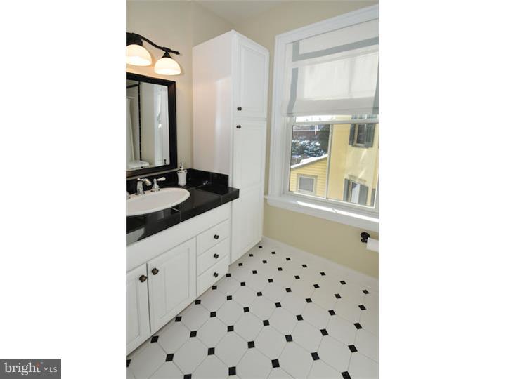 182 Decatur Street Doylestown, PA 18901 - Photo 23 of 25 Bathroom