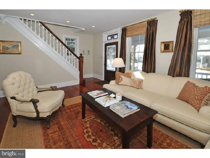 182 Decatur Street Doylestown, PA 18901 - Photo 5 of 25 Living Room