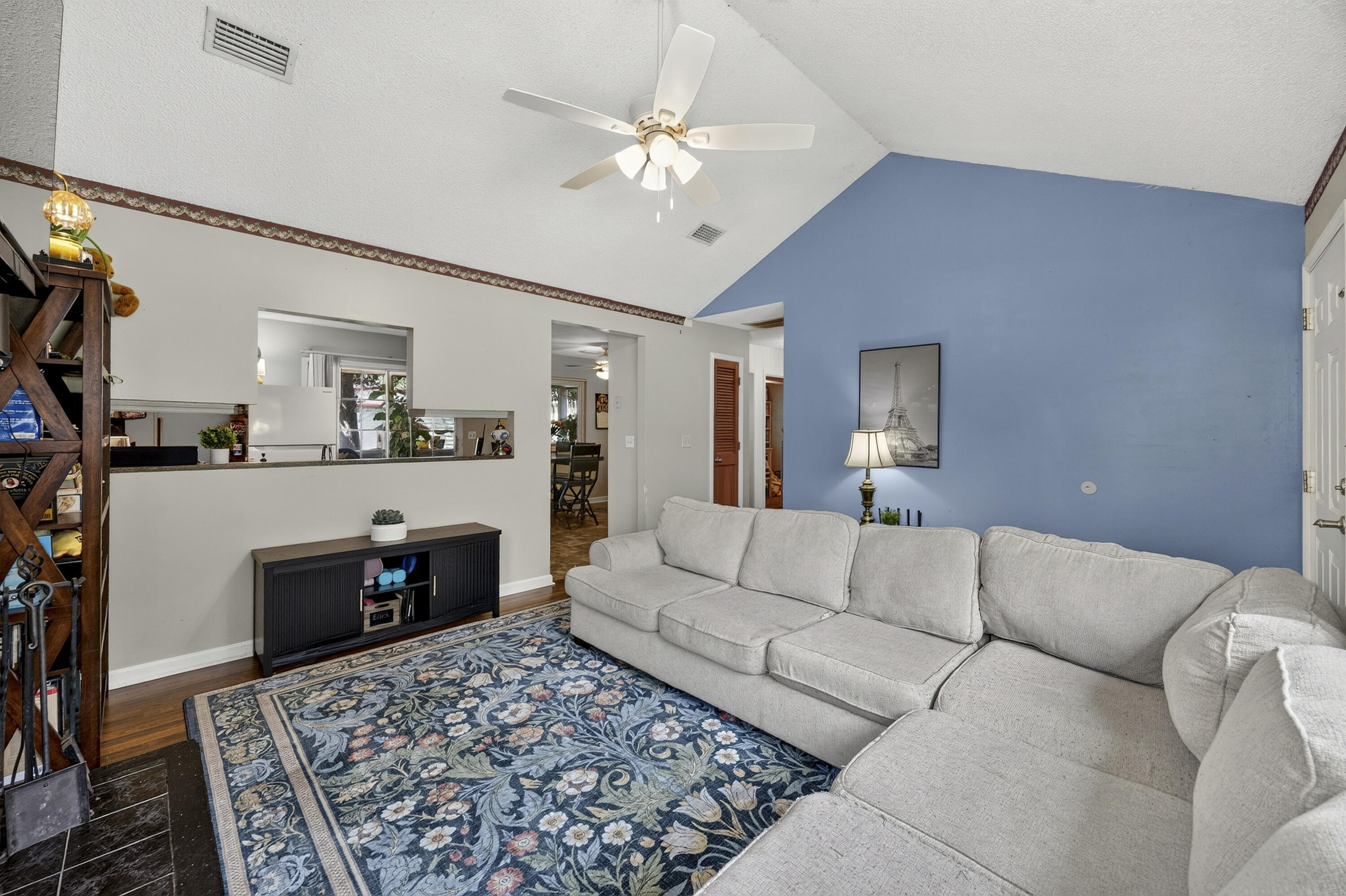 506 County Rd S-18-57 Summerville, SC 29483 - Photo 4 of 16